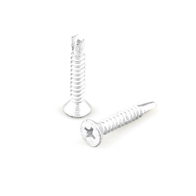 Materiale bimetallico CSK ST4.2 Vattone auto-perforazione per pannelli di tetto prestazioni superiori