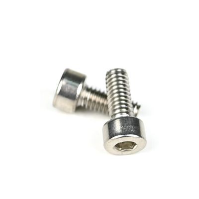 100% QC testato M4 X 10mm Fillister Head Hex Socket Machine Screw per scaffale di merci