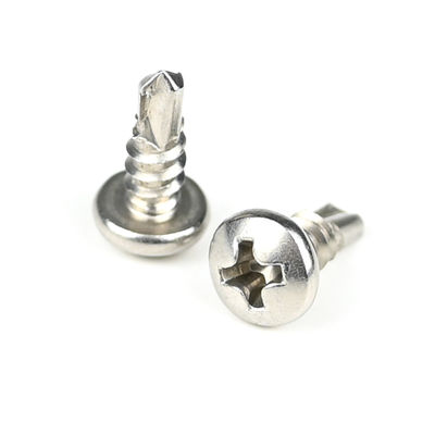 Trattamento rivestito di zinco in acciaio inossidabile Phillips Pan Head Screw auto-perforazione per metallo